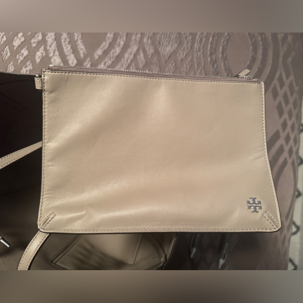 Authentic Tory Burch French Gray Suede and Leather Block T Tote Bag - Picture 8 of 10